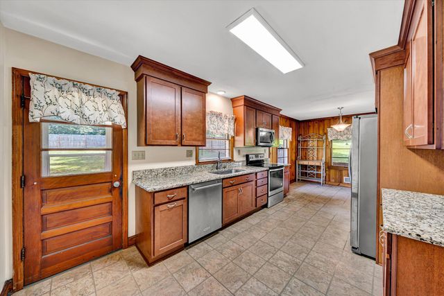 2527 Northminster RD, Roanoke, VA 24012