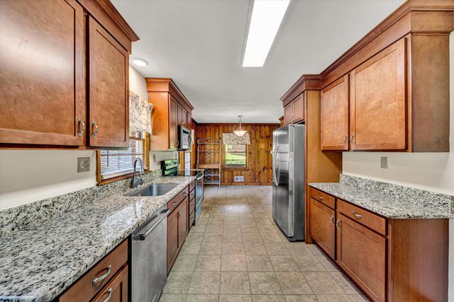 2527 Northminster RD, Roanoke, VA 24012