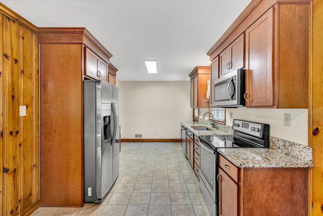 2527 Northminster RD, Roanoke, VA 24012
