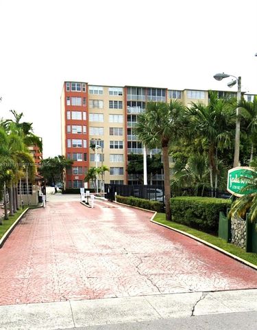 1770 NE 191st St 813-1, Miami, FL 33179