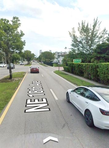 1770 NE 191st St 813-1, Miami, FL 33179