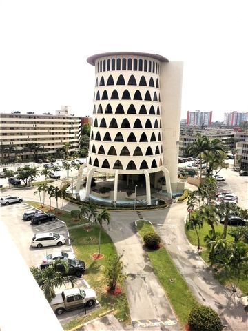 1770 NE 191st St 813-1, Miami, FL 33179