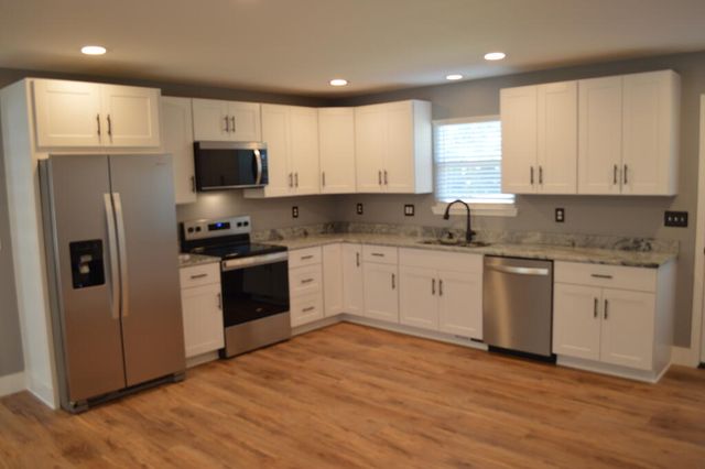 2006 Glisson Drive, Tunnel Hill, GA 30755