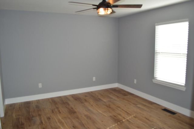 2006 Glisson Drive, Tunnel Hill, GA 30755
