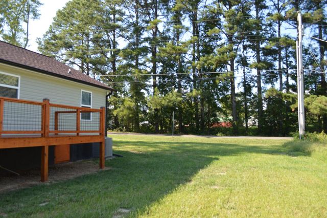 2006 Glisson Drive, Tunnel Hill, GA 30755