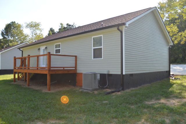 2006 Glisson Drive, Tunnel Hill, GA 30755
