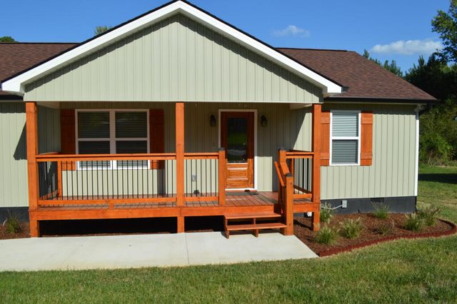 2006 Glisson Drive, Tunnel Hill, GA 30755