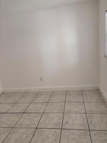 19851 SW 114th Avenue 207, Miami, FL 33157