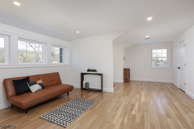 2274 Lyde Pl, Scotch Plains Twp., NJ 07076