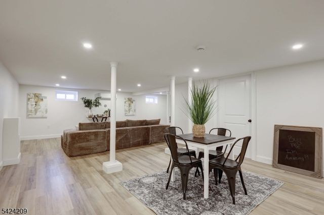 2274 Lyde Pl, Scotch Plains Twp., NJ 07076