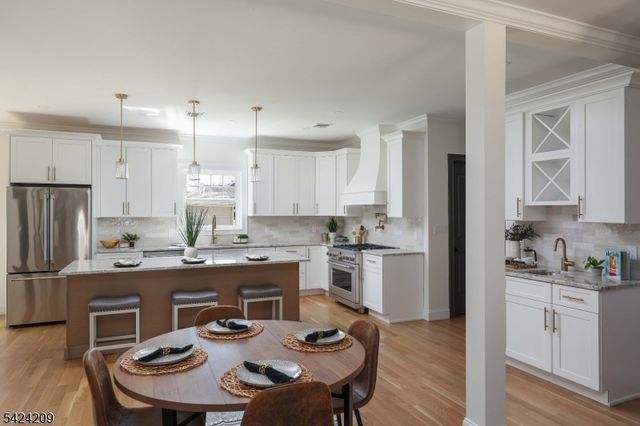 2274 Lyde Pl, Scotch Plains Twp., NJ 07076