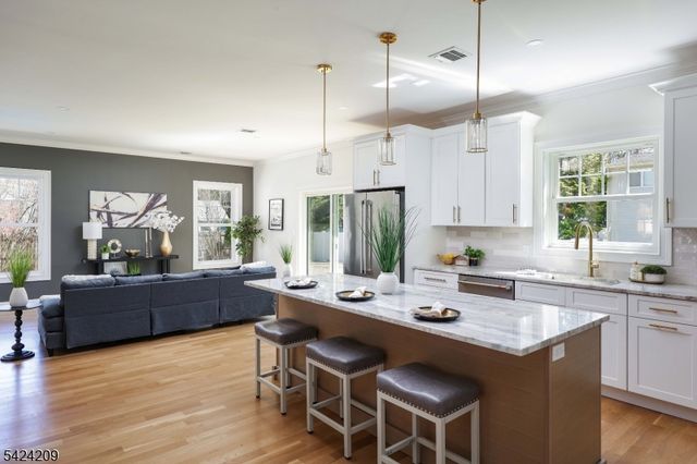 2274 Lyde Pl, Scotch Plains Twp., NJ 07076