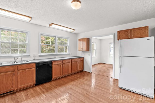 306 3rd Creek Church Road, Cleveland, NC 27013