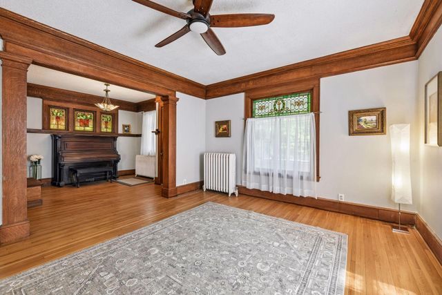 3304 1st Avenue S, Minneapolis, MN 55408