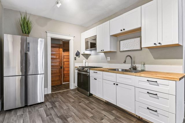 3304 1st Avenue S, Minneapolis, MN 55408
