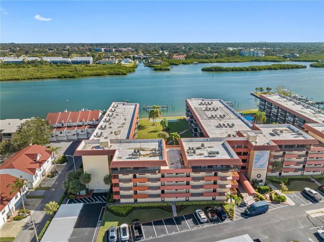 19701 GULF BOULEVARD 307, Indian Shores, FL 33785