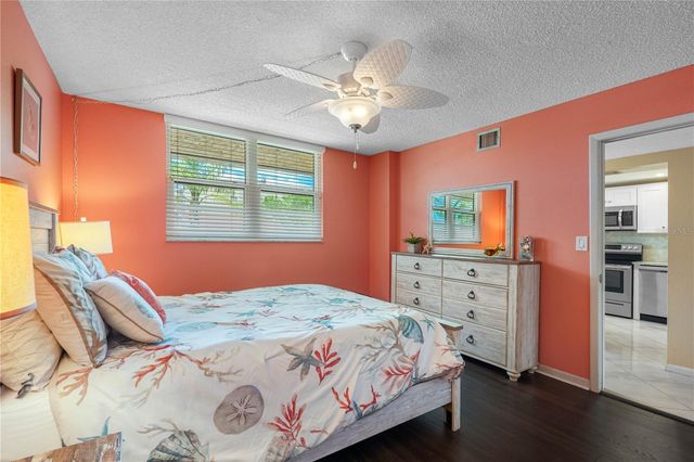 19701 GULF BOULEVARD 307, Indian Shores, FL 33785