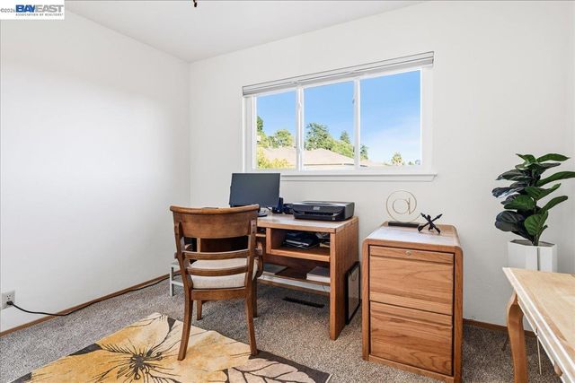 3439 Wyndale Dr, Castro Valley, CA 94546