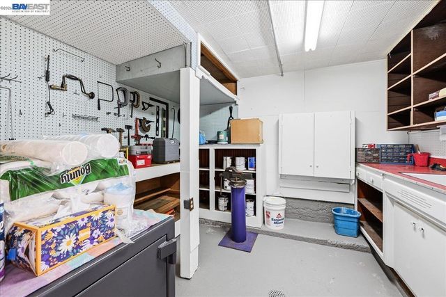 3439 Wyndale Dr, Castro Valley, CA 94546