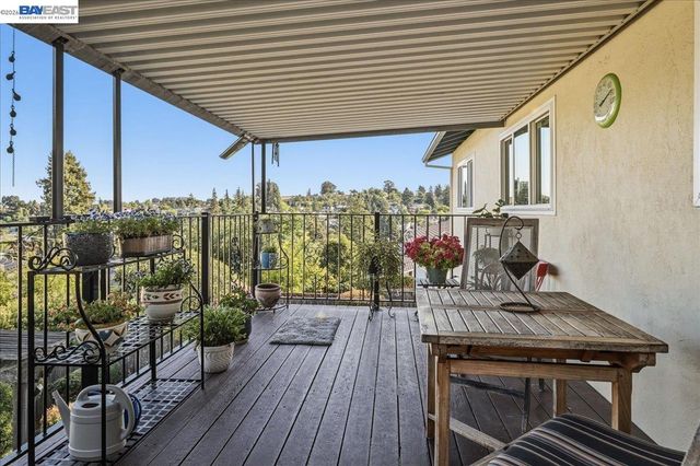3439 Wyndale Dr, Castro Valley, CA 94546