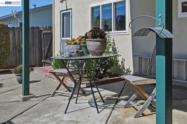 3439 Wyndale Dr, Castro Valley, CA 94546