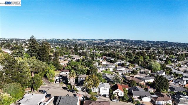 3439 Wyndale Dr, Castro Valley, CA 94546
