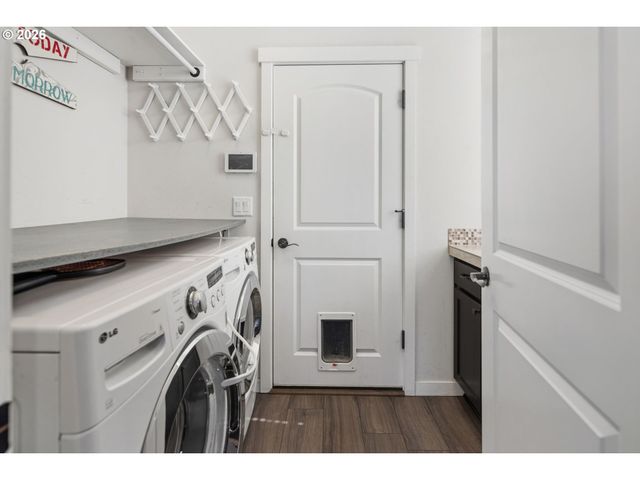 6635 LARISSA Ln, Gladstone, OR 97027