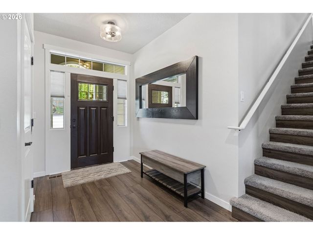 6635 LARISSA Ln, Gladstone, OR 97027