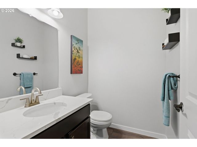 6635 LARISSA Ln, Gladstone, OR 97027