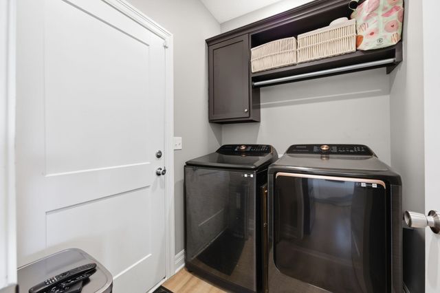 1219 Sontag Dr, Derby, KS 67037