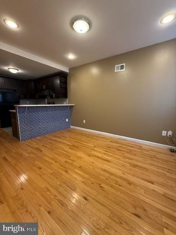 1307 E MOYAMENSING AVE, Philadelphia, PA 19147