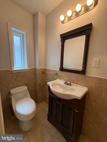 1307 E MOYAMENSING AVE, Philadelphia, PA 19147