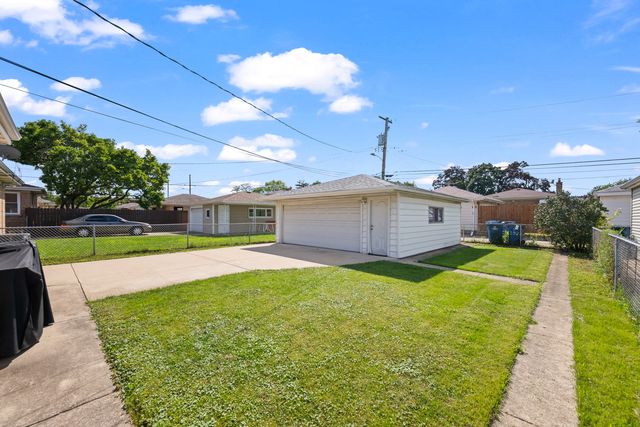 2920 N Sarah Street, Franklin Park, IL 60131