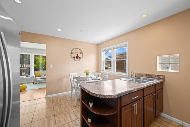 2920 N Sarah Street, Franklin Park, IL 60131