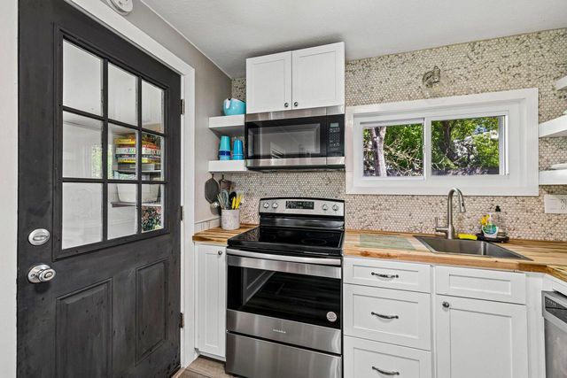 527 Water STREET, Lake Geneva, WI 53147
