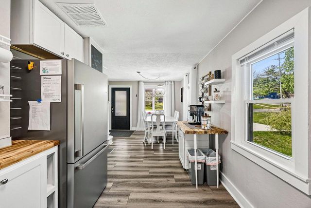527 Water STREET, Lake Geneva, WI 53147