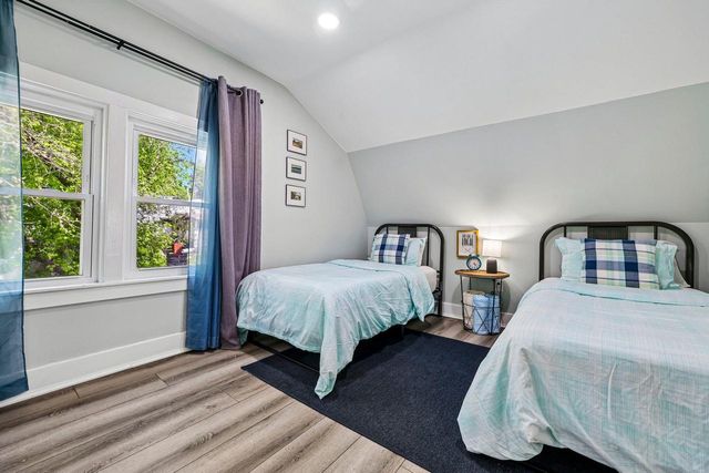 527 Water STREET, Lake Geneva, WI 53147