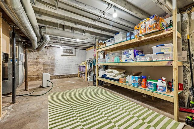 527 Water STREET, Lake Geneva, WI 53147