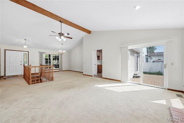 3044 Brentmoor Drive, St Charles, MO 63303