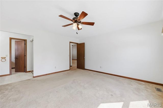 3044 Brentmoor Drive, St Charles, MO 63303