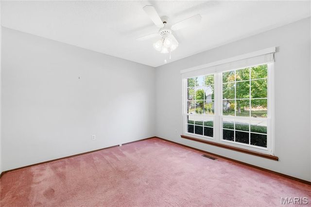 3044 Brentmoor Drive, St Charles, MO 63303