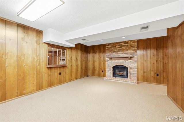 3044 Brentmoor Drive, St Charles, MO 63303