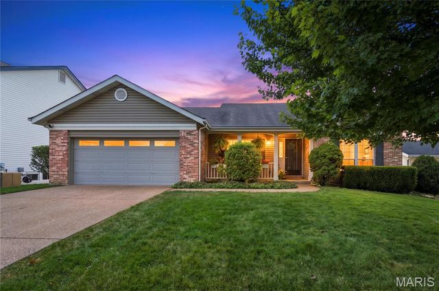 3044 Brentmoor Drive, St Charles, MO 63303