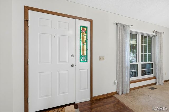 3044 Brentmoor Drive, St Charles, MO 63303