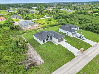 3204 34th ST SW, Lehigh Acres, FL 33976