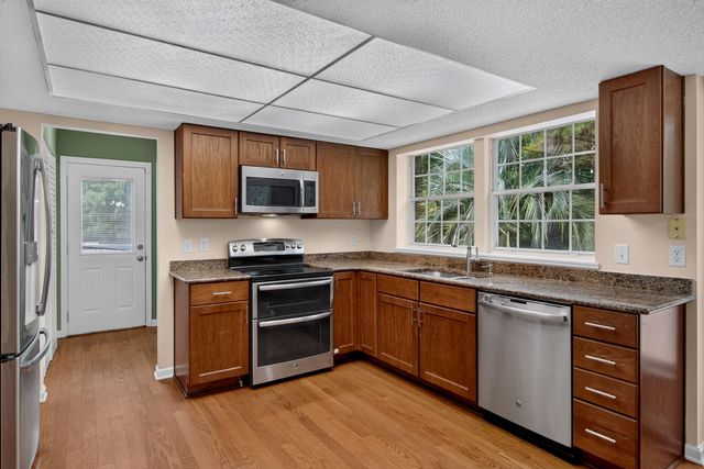 110 Mallock Court, Goose Creek, SC 29445