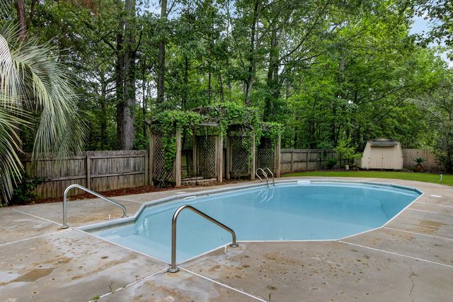 110 Mallock Court, Goose Creek, SC 29445