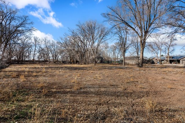 7914 Rancho De Roberto Road NW, Albuquerque, NM 87114