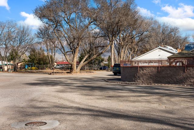 7914 Rancho De Roberto Road NW, Albuquerque, NM 87114