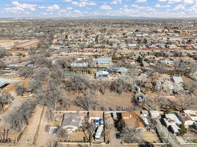 7914 Rancho De Roberto Road NW, Albuquerque, NM 87114